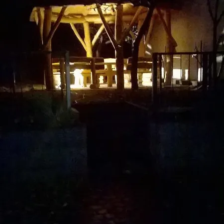 Pokoje Goscinne * 姆拉哥沃